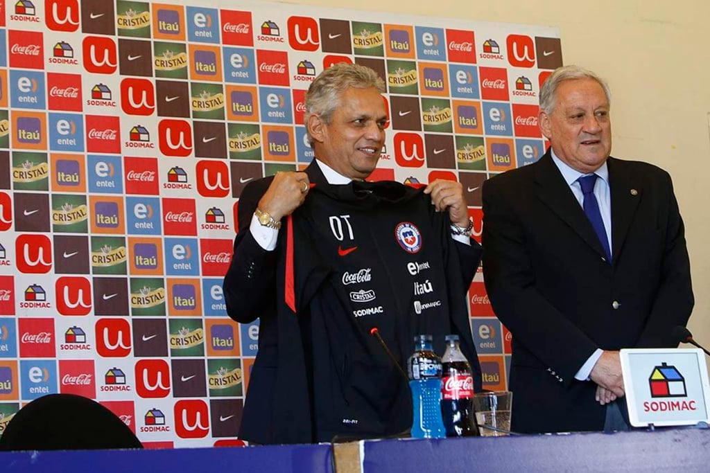 Chile presenta a Reinaldo Rueda como nuevo técnico
