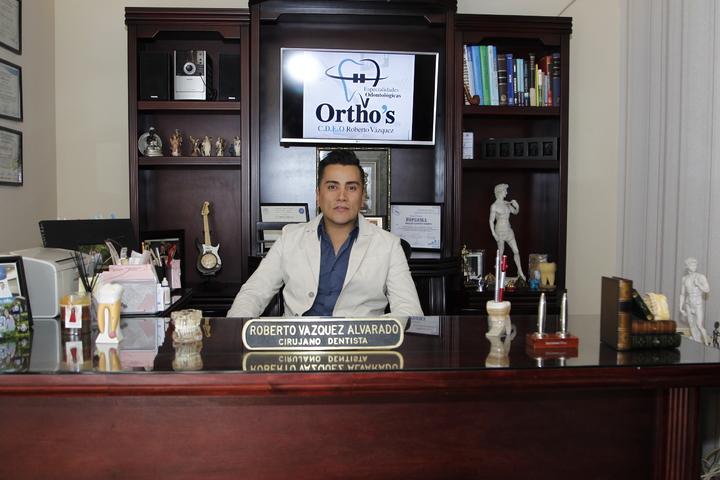 Inauguran Ortho's Especialidades Odontológicas