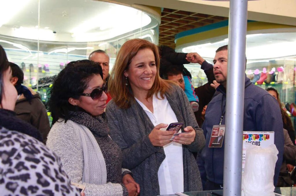 Busca Zavala firmas de apoyo a su proyecto en Ciudad Juárez