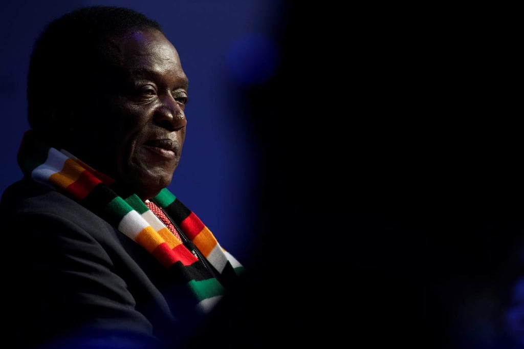 Presidente de Zimbabue anuncia elecciones presidenciales 'antes de julio'