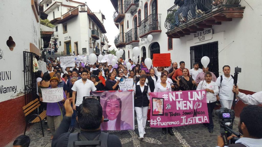 Protestan por feminicido de nutrióloga en Guerrero