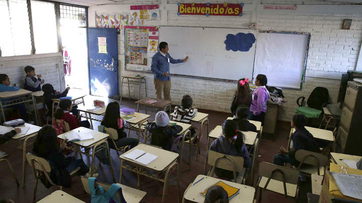 Rezagados en matemáticas, 64.5% de alumnos en México