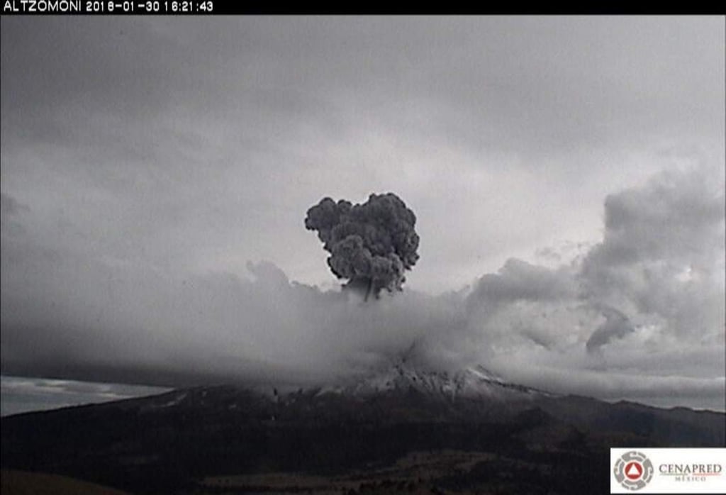 Se registra explosión del Popocatépetl; reportan caída de ceniza