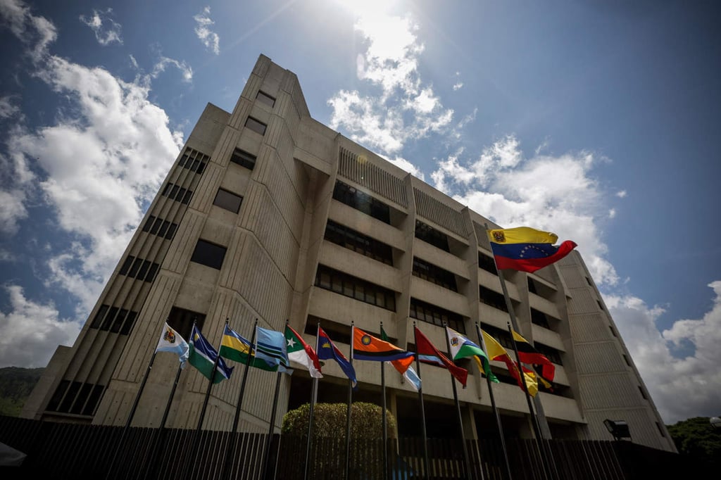 Gobierno y la oposición venezolanos continuarán diálogo el miércoles