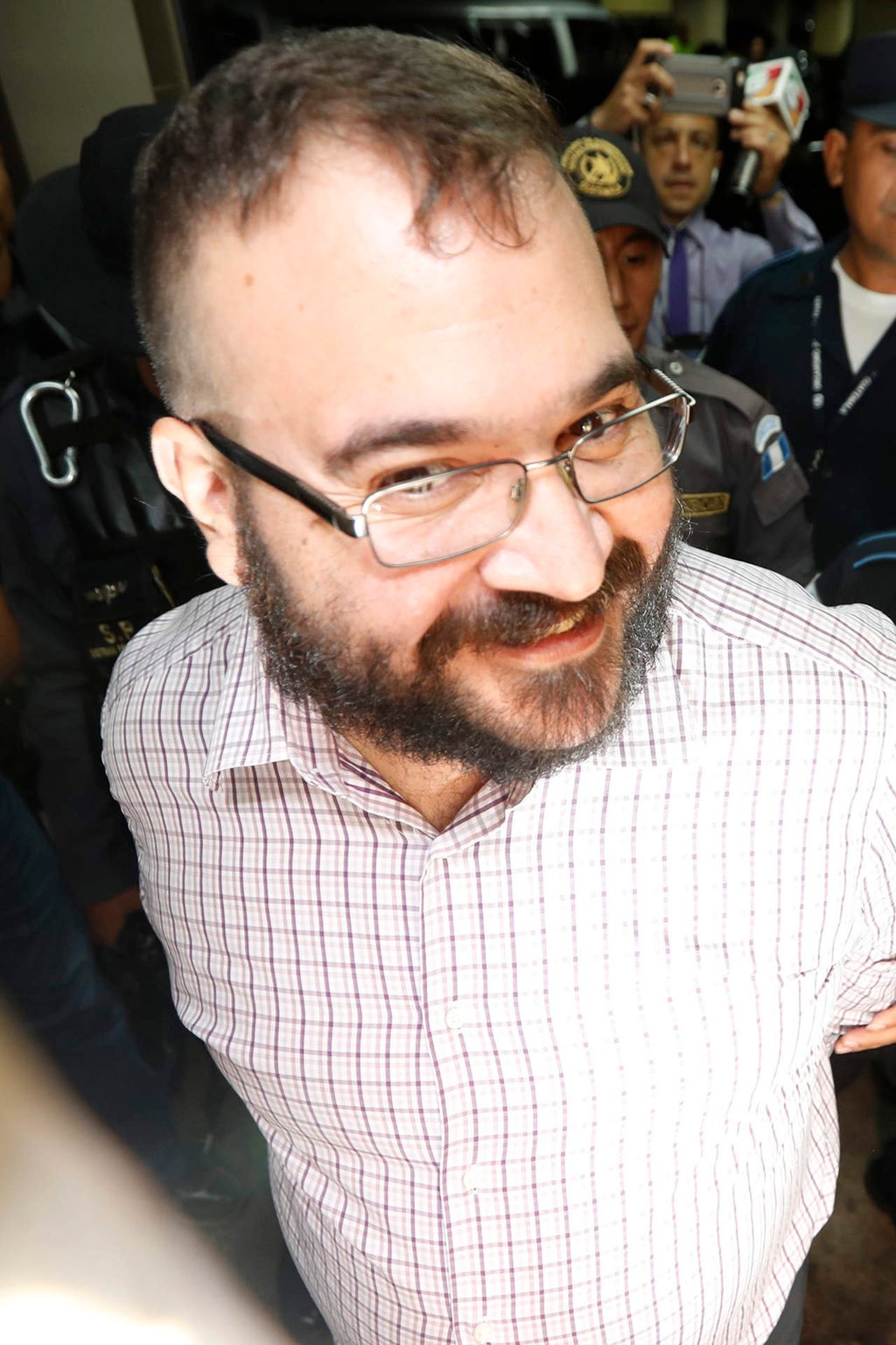 Niegan utilizar informes de la CNBV en acusación contra Javier Duarte
