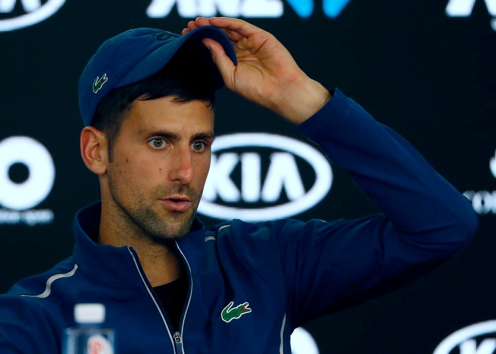Djokovic se somete a intervención médica en codo derecho
