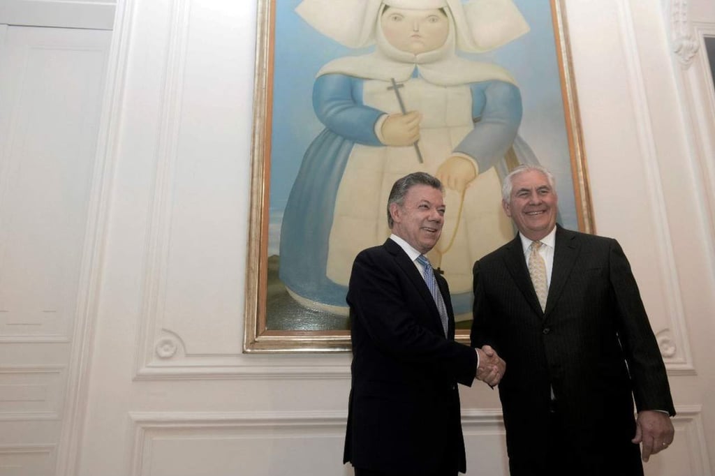 Tillerson ve en Colombia clave para restaurar democracia en Venezuela