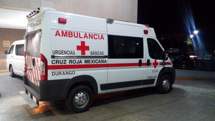 Joven se accidenta en motocicleta