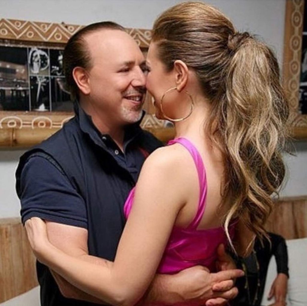 Tommy Mottola comparte su amor por Thalía