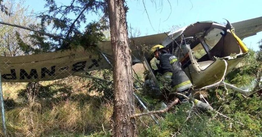 Se desploma avioneta en Atizapán