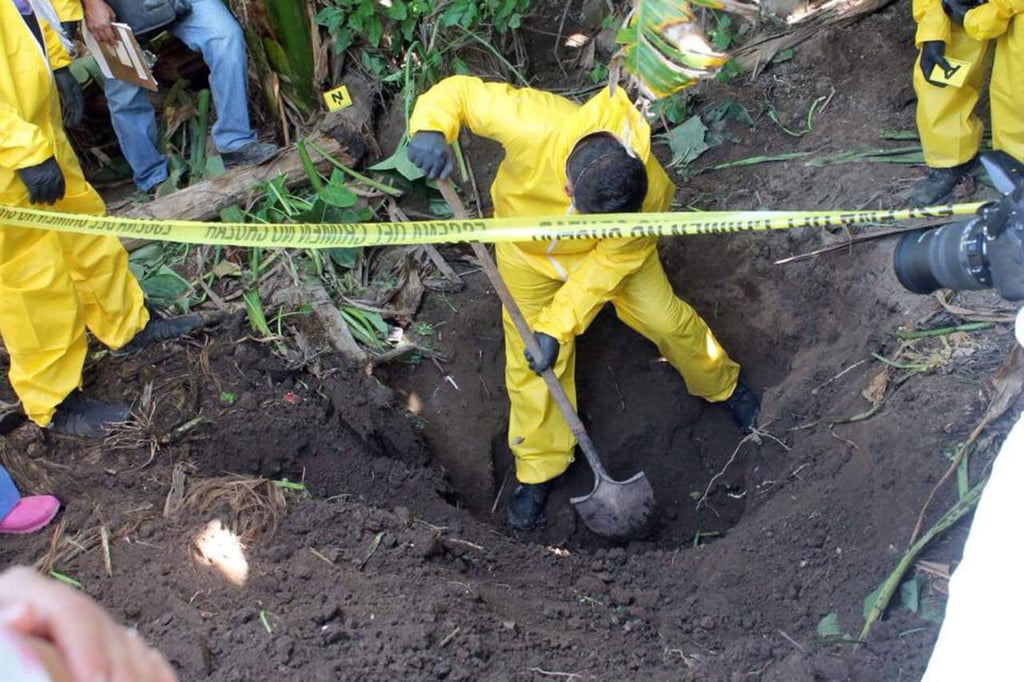 Encuentran tres cuerpos en nueva fosa de Xalisco, Nayarit