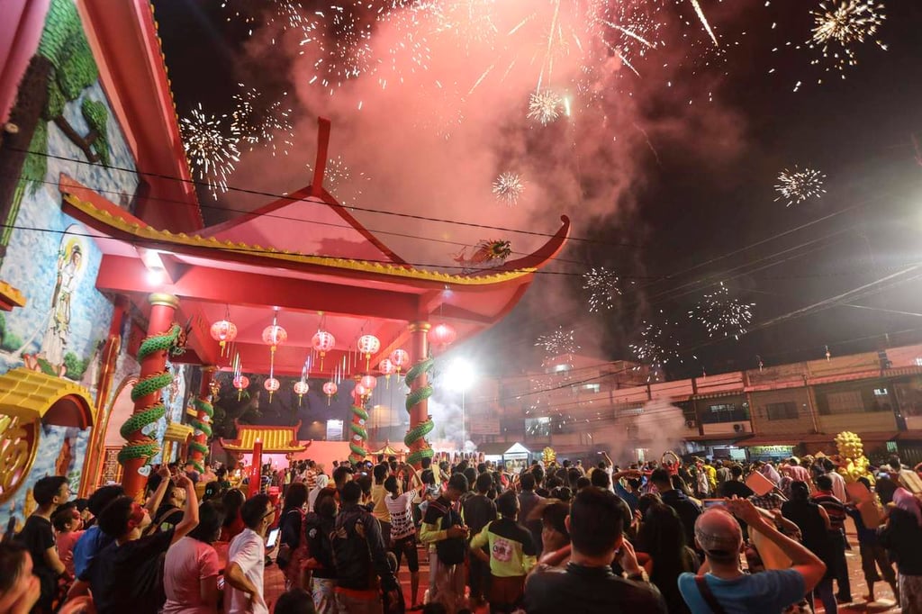 Explosión de fuegos artificiales en Año Nuevo chino deja 4 muertos