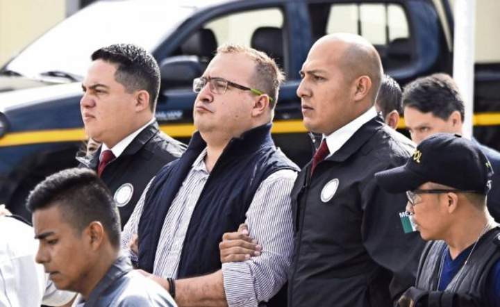 Desde la cárcel, denuncia Duarte a Yunes