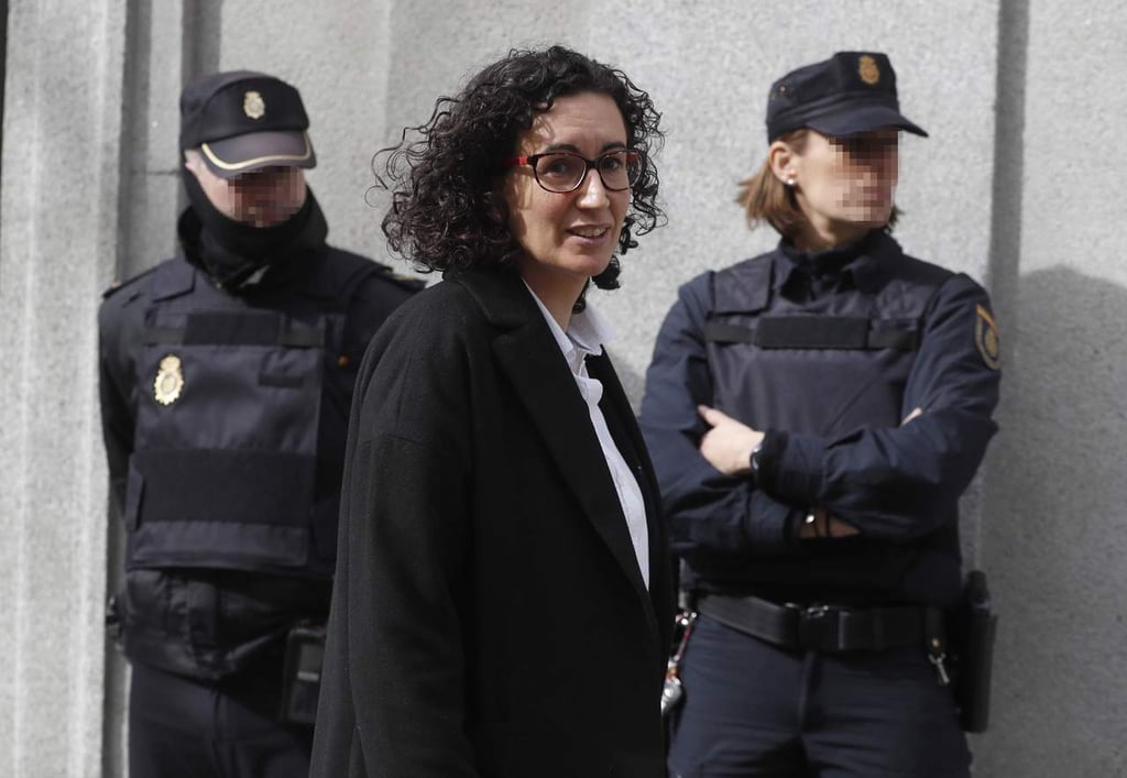 Liberan bajo fianza a dirigente independentista catalana