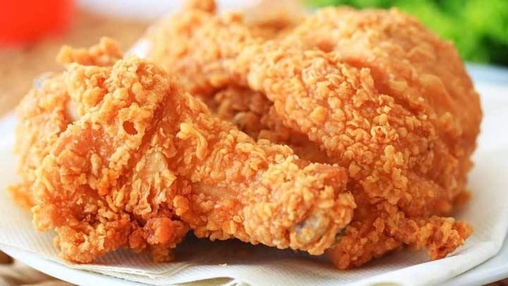 Cierra KFC restaurantes en Gran Bretaña por escasez de pollo