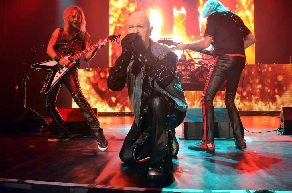 Lanza Judas Priest sencillo que da nombre a álbum Firepower