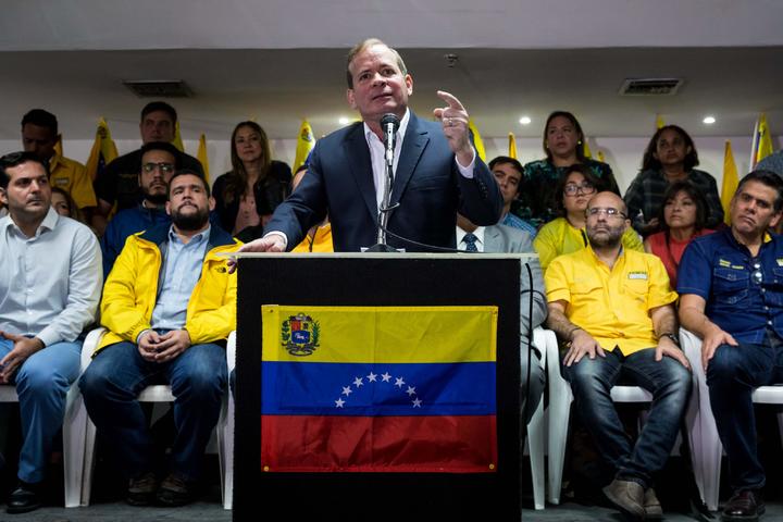 Oposición no acudirá a elección en Venezuela