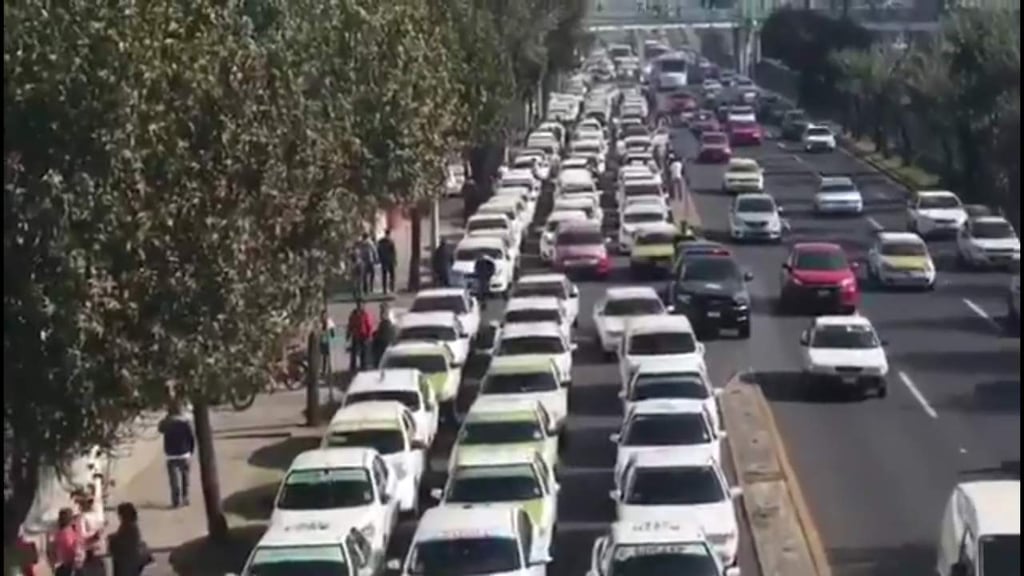 Protestan taxistas de Edomex ante concesiones negadas