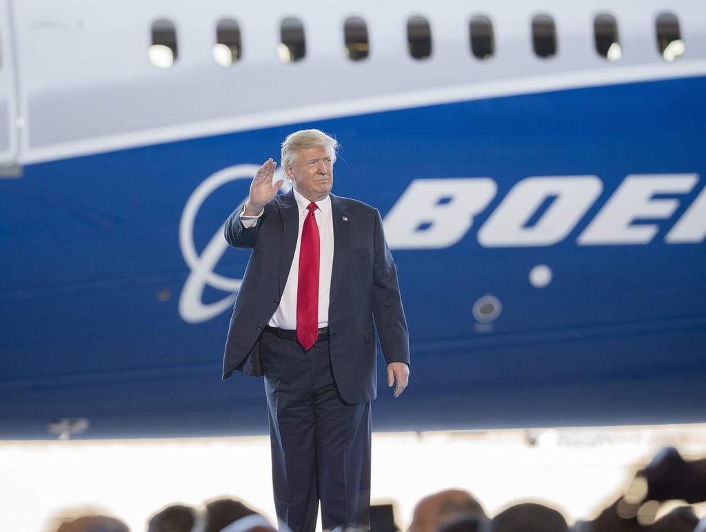 Llega Trump a acuerdo con Boeing sobre avión presidencial