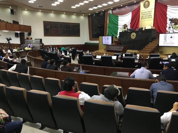 Congreso sanciona a Enríquez con 89 mil pesos