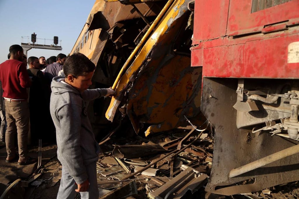 Choque de trenes en Egipto deja 16 muertos y 40 heridos