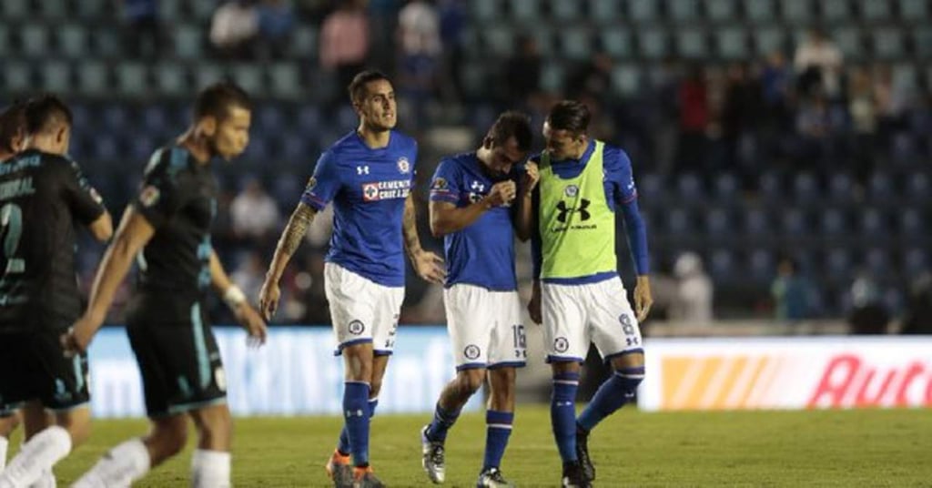 Adrián Aldrete termina en llanto tras derrota de Cruz Azul