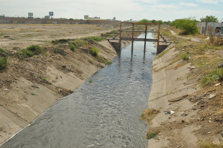 Agua ya corre por canales; comienza el ciclo agrícola