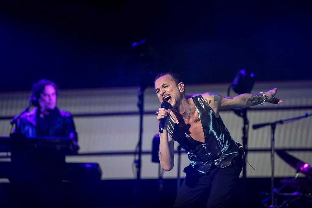 Depeche Mode contagia de su espíritu en el Foro Sol