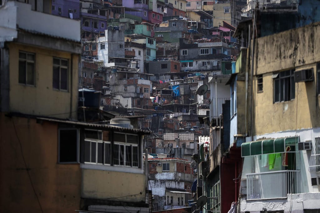 Anuncia Netflix serie de brasileño que aborda vida en la favela