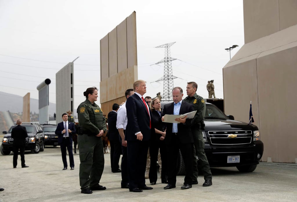 Hay 'dos o tres' prototipos del muro que 'realmente funcionan': Trump