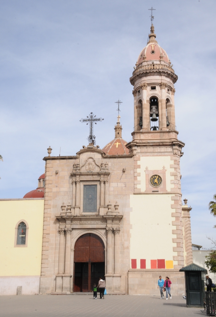 Celebran 75 aniversario de fundación en Durango