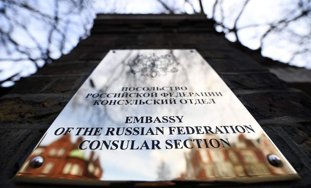 Embajada de Rusia considera inaceptable expulsión de diplomáticos