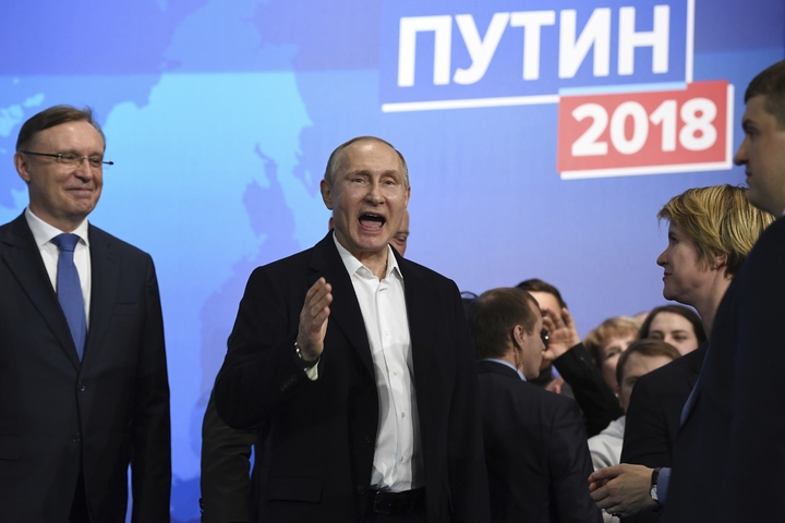 Arrasa Putin con el 70 % de votos