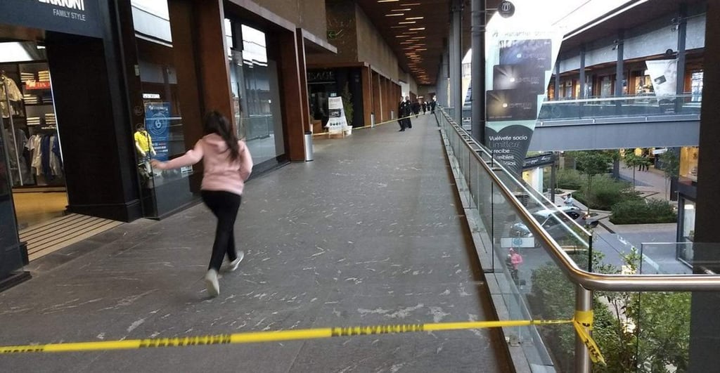 Balacera en plaza comercial de Querétaro deja tres muertos