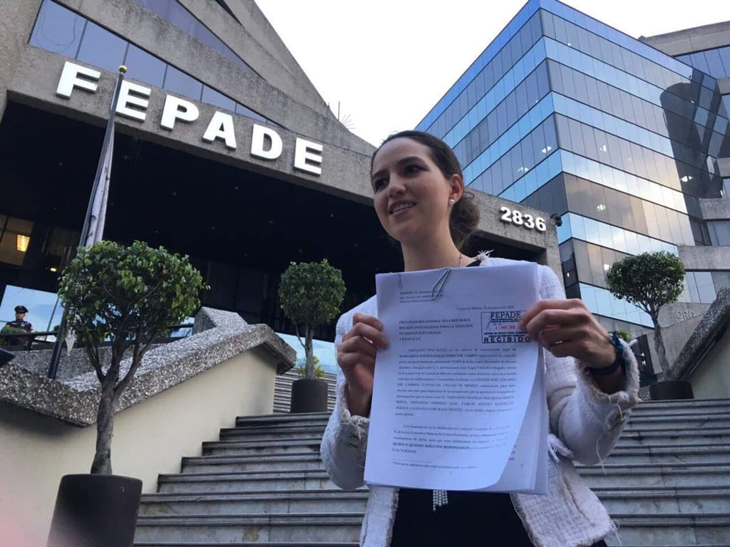 Representante de Zavala presenta denuncia por firmas simuladas