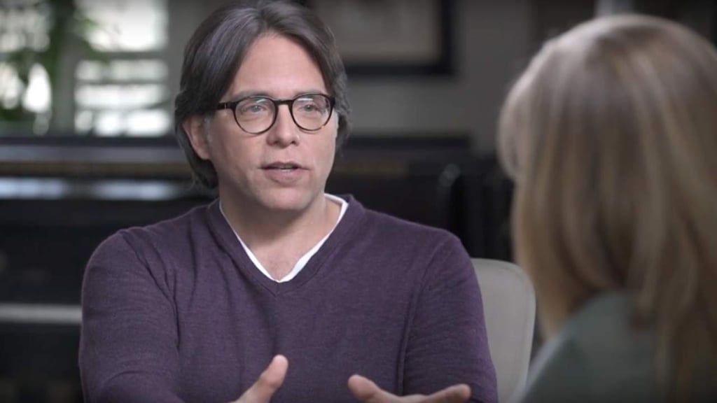 Fundador de Nxivm enfrenta una pena de cadena perpetua