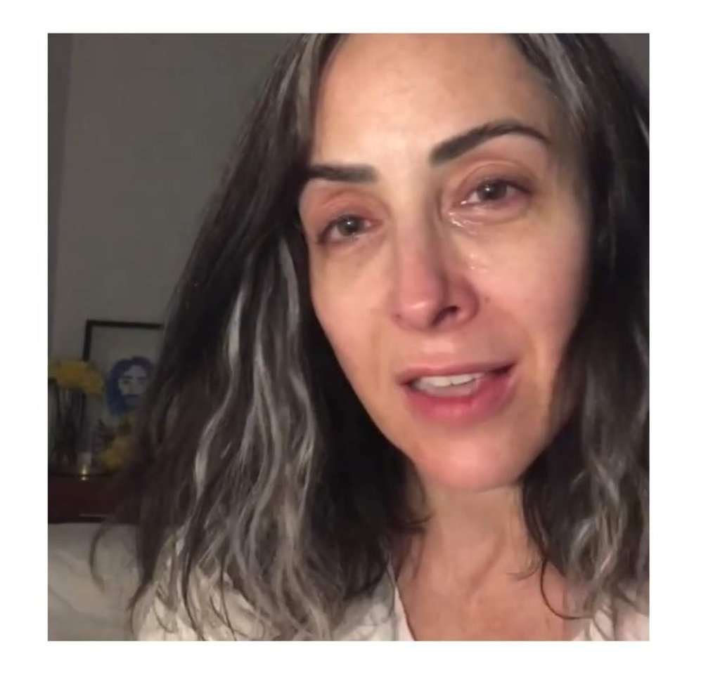 Adriana Lavat narra su dolorosa enfermedad en video