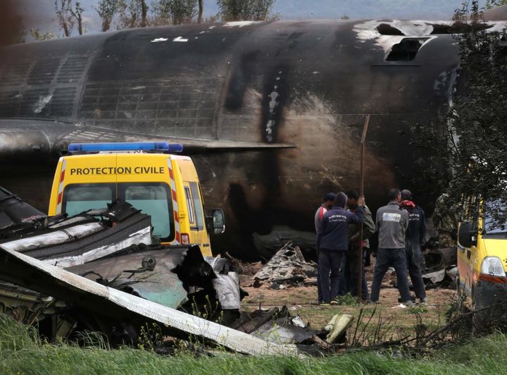 Desplome de avión deja 257 fallecidos