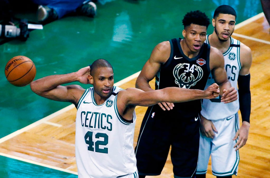 Celtics sufre para vencer en tiempo extra a los Bucks