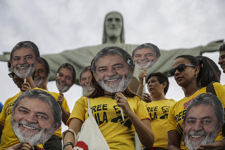 Lula sigue como el favorito