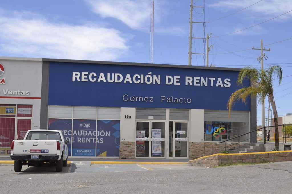 Incumplen transportistas con pago de refrendo vehicular en Gómez Palacio