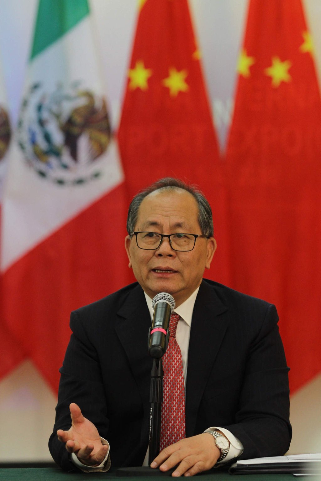 China pide negociar un TLC con México