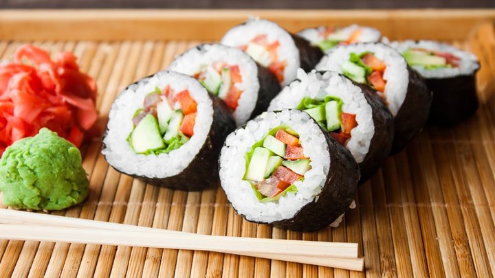 ¿Es cierto que el sushi engorda?
