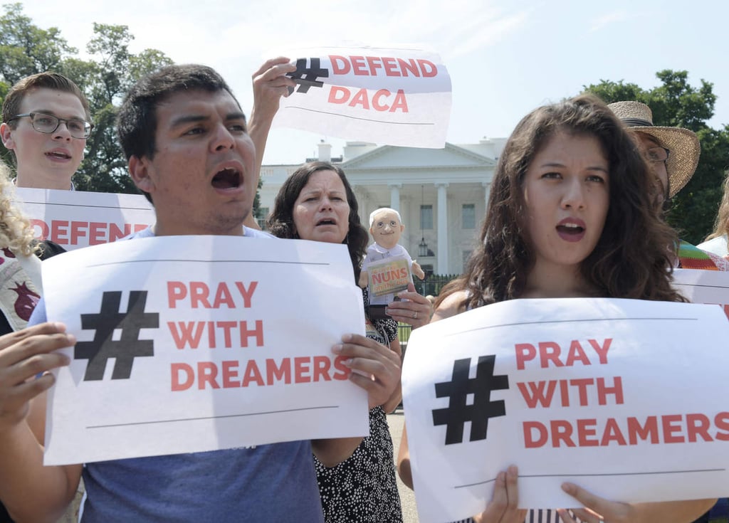 Juez ordena a Trump reactivar DACA y aceptar nuevos 'dreamers'