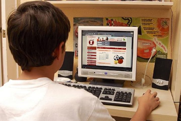 Limitan padres uso de Internet a sus hijos