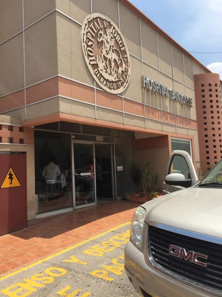 Hospitalizan a joven tras beber ácido accidentalmente