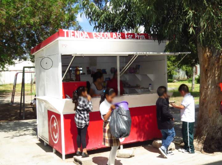 AEPF: pocas tiendas escolares cumplen reglamento