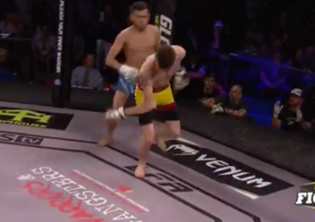 Luchador de MMA sufre escalofriante lesión durante pelea