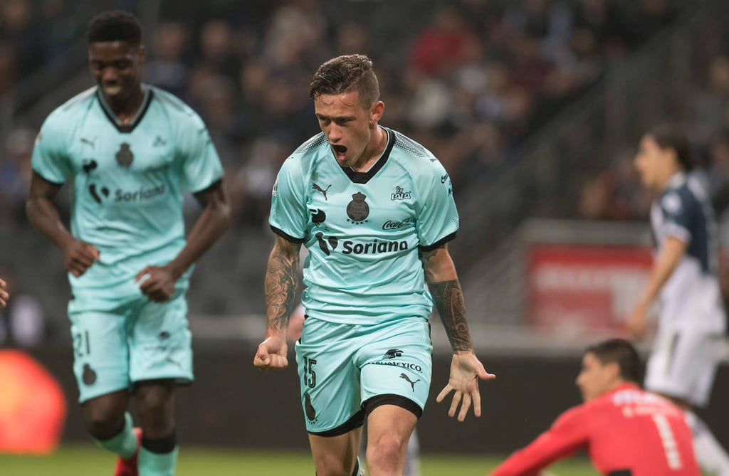 Brian Lozano se queda con Santos