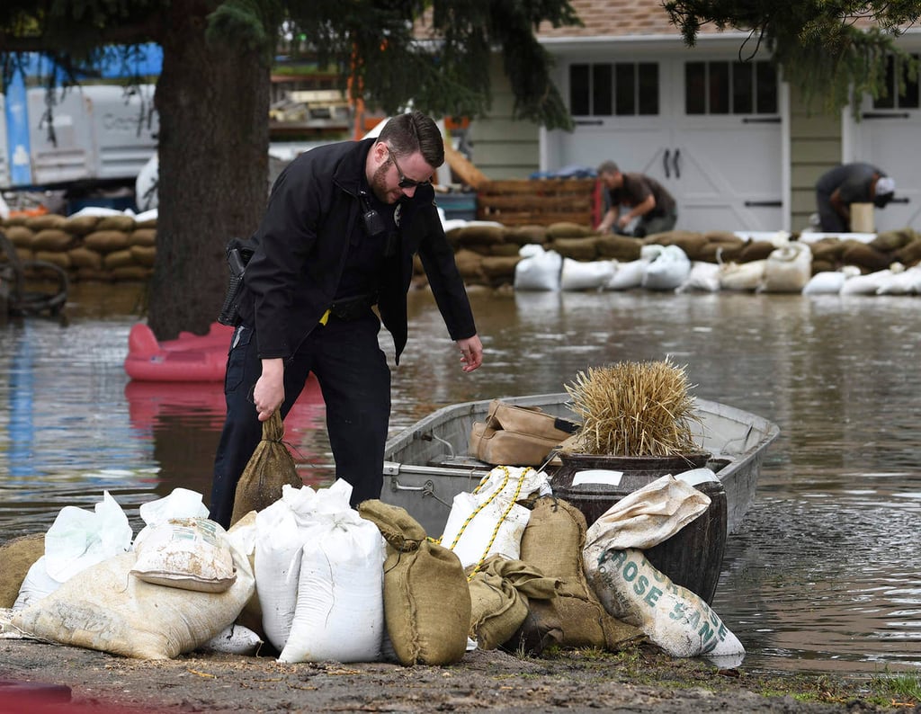 Inundaciones en Montana cerca de su mayor nivel en un siglo